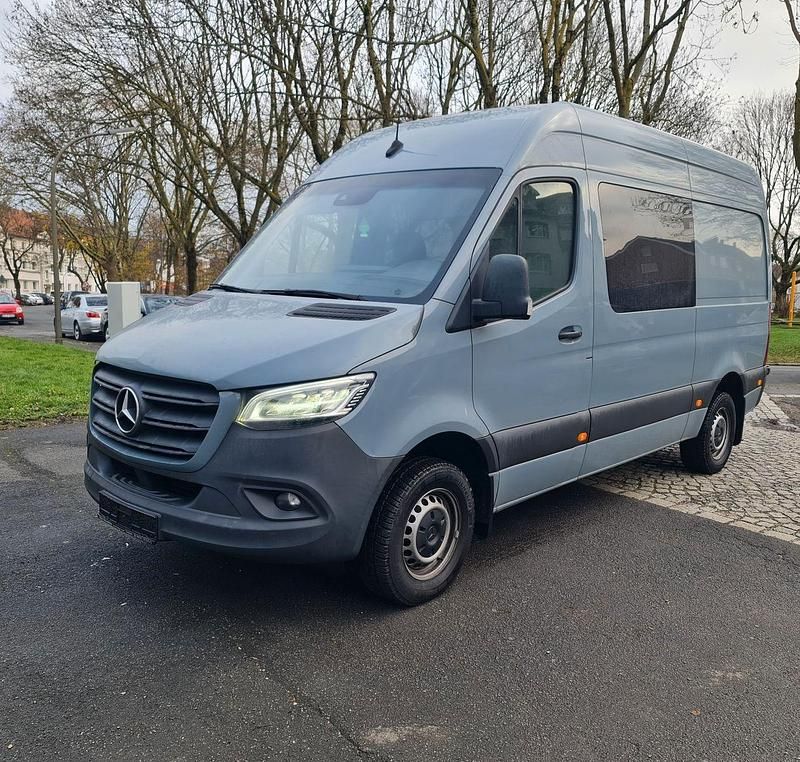Gebraucht Mercedes Sprinter 163 PS (119 kW) 2020 Blau Van