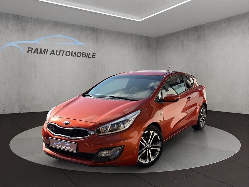 Gebraucht Kia ProCeed 135 PS (99 kW) 2013 Orange Kleinwagen