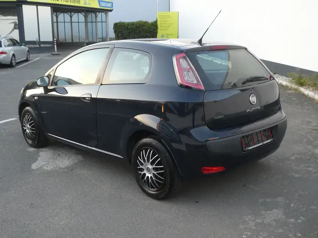 Gebraucht Fiat Grande Punto Dynamic 65 PS (47 kW) 2011 Kleinwagen