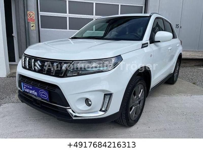 Weiß Gebraucht 2020 Suzuki Vitara Comfort SUV | 13.990 € (Guter Preis) - Bild 1/4