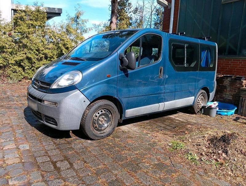 Gebraucht Opel Vivaro 82 PS (60 kW) 2005 Blau Van / Kleinbus