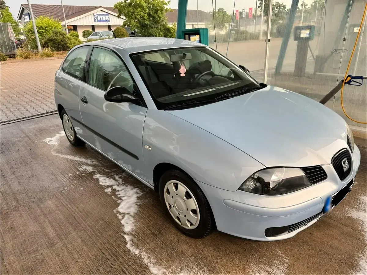 Gebraucht Seat Ibiza 74 PS (54 kW) 2003 Blau Kleinwagen