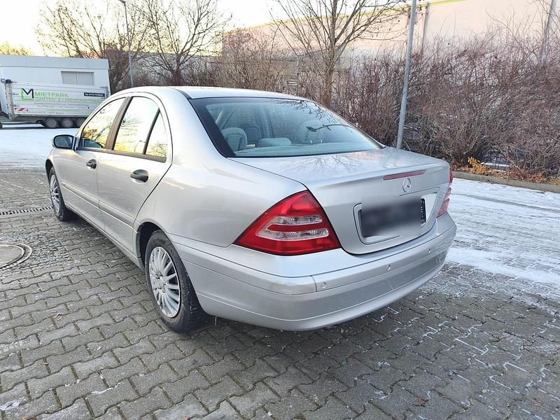 Gebraucht Mercedes C180 2004 Silber Limousine