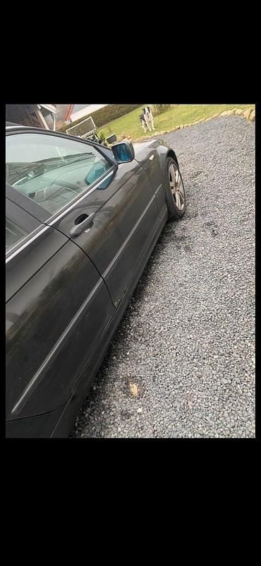 Second-hand BMW 318 143 CP (105 kW) 2002 Negru Break