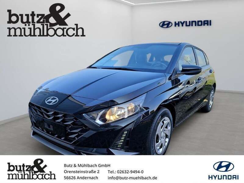 Phantom black / met Neu 2025 Hyundai i20 Select Limousine | 20.990 € (Etwas zu teuer) - Bild 1/2