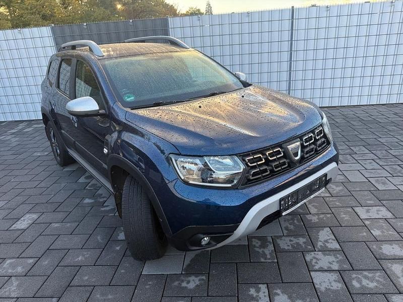 Blau Gebraucht 2019 Dacia Duster Adventure SUV | 13.900 € (Guter Preis) - Bild 1/4