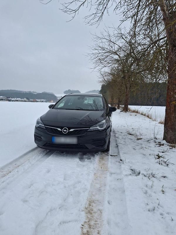 Gebraucht Opel Astra 125 PS (91 kW) 2019 Schwarz Limousine