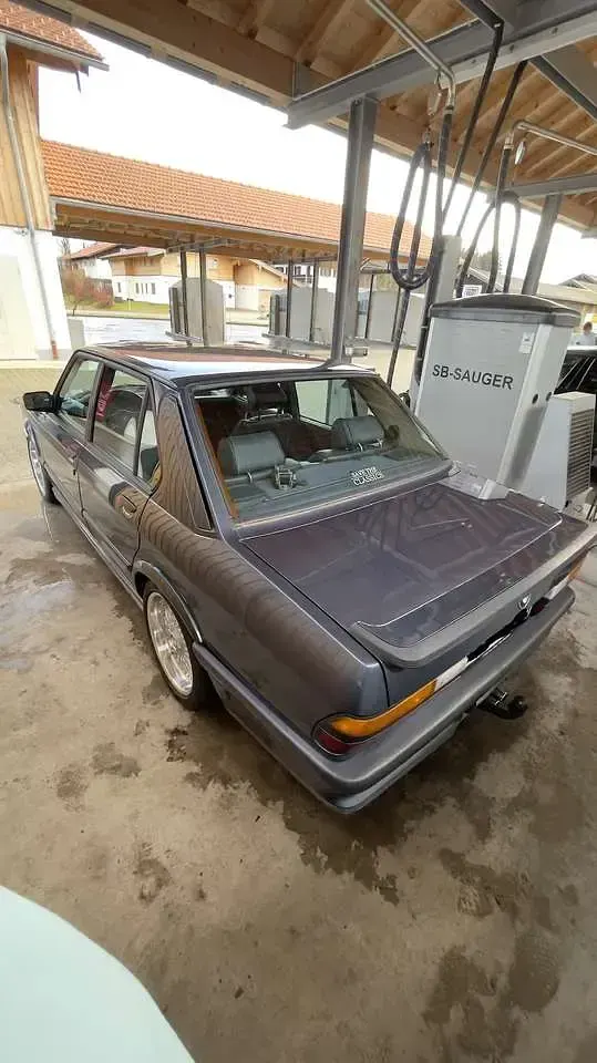 Gebraucht BMW M535 M Sport 218 PS (160 kW) 1986 Blau Limousine
