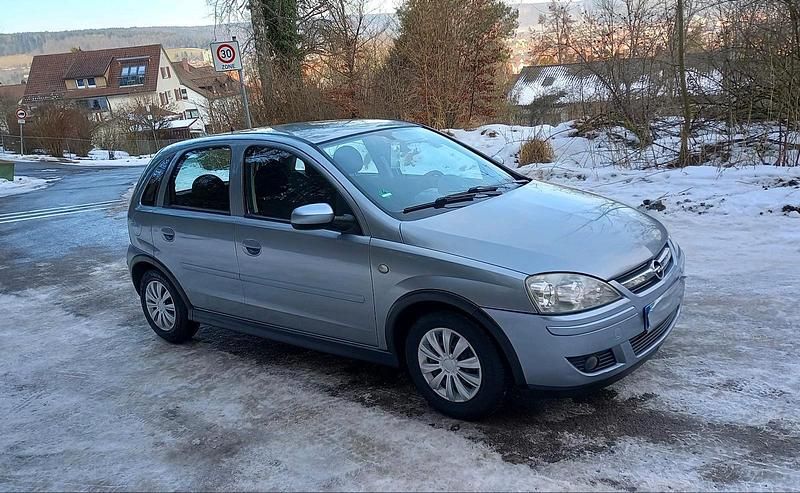 Gebraucht Opel Corsa 80 PS (58 kW) 2005 Silber Limousine