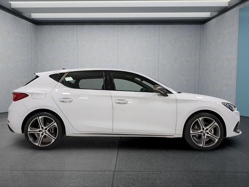 Gebraucht Seat Leon FR 190 PS (139 kW) 2022 Weiß Kleinwagen