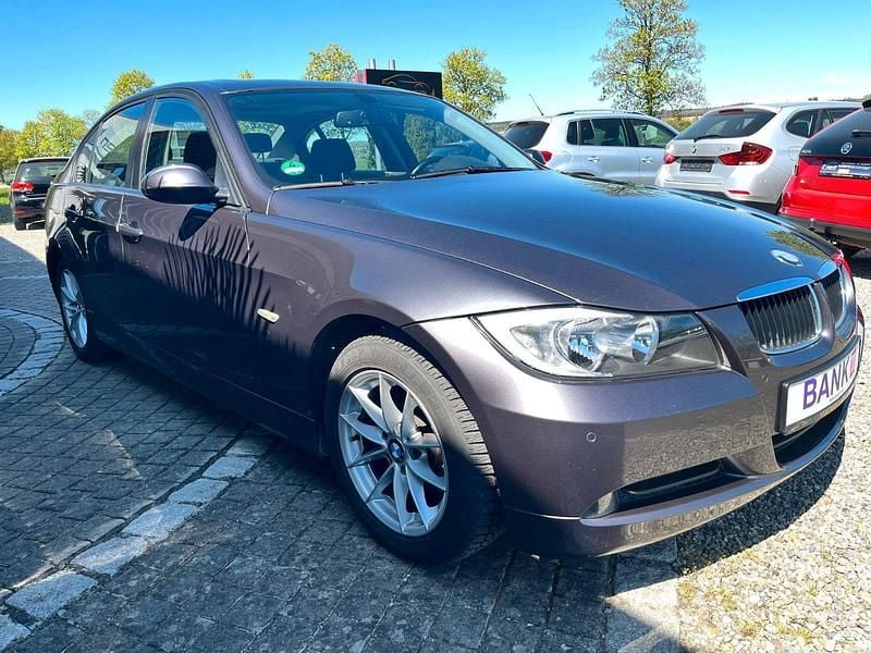 Second-hand BMW 320 150 CP (110 kW) 2006 Gri Berlinǎ
