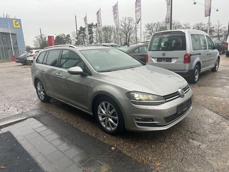 Silber Gebraucht 2016 VW Golf VII Sport Kombi | 10.699 € (Fairer Preis) - Bild 1/4