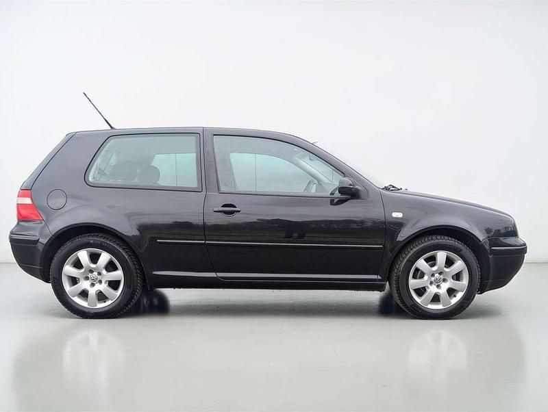 Gebraucht VW Golf IV 75 PS (55 kW) 2003 Schwarz Kleinwagen