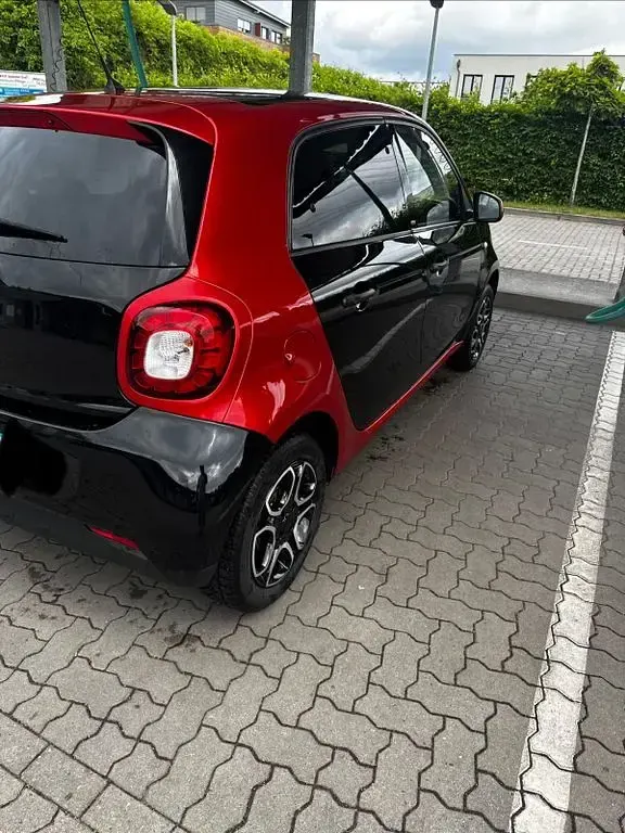 Gebraucht Smart ForFour Passion 90 PS (66 kW) 2015 Schwarz Kleinwagen
