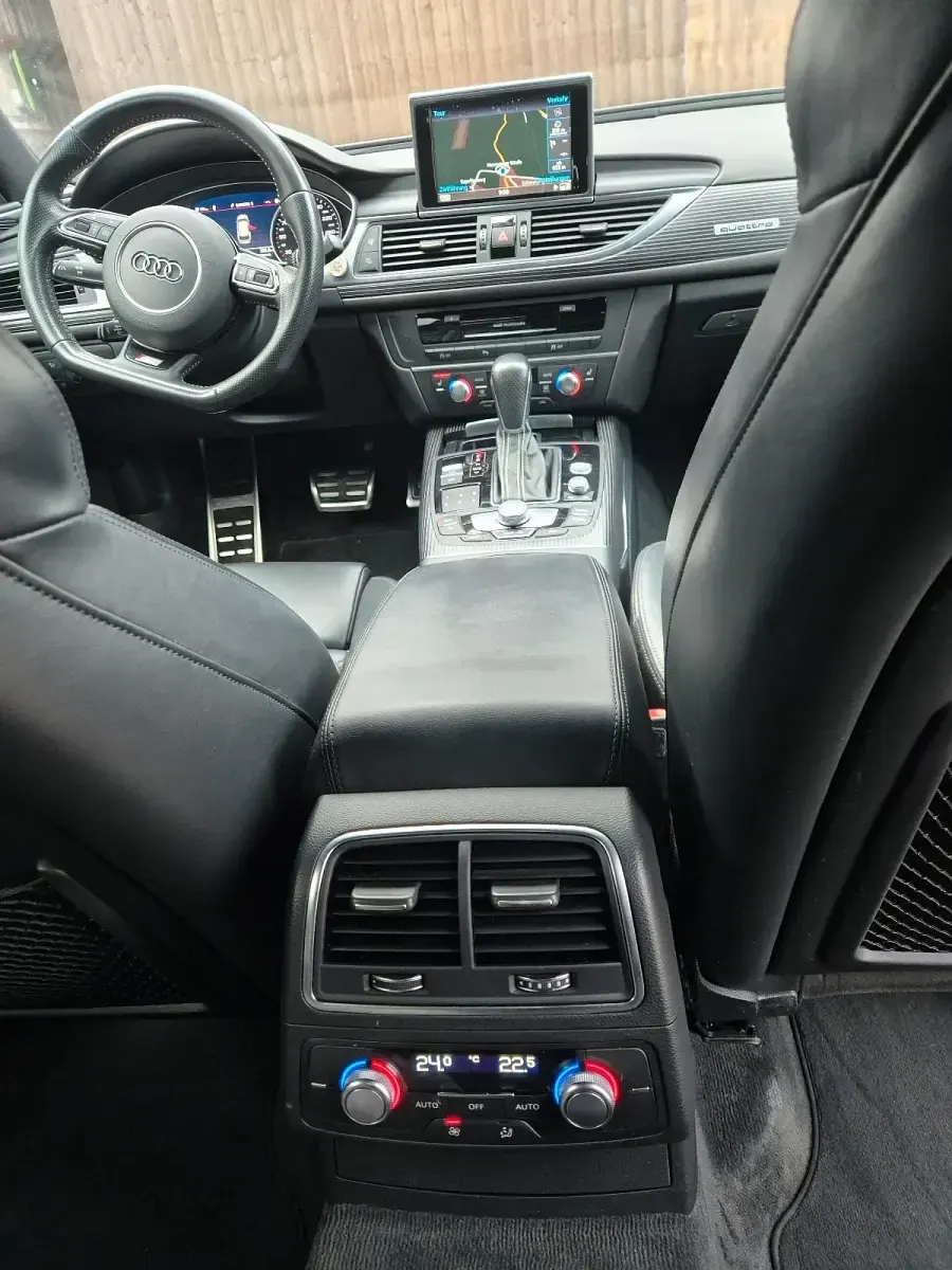 Second-hand Audi A6 Exclusive 326 CP (239 kW) 2017 Negru Break