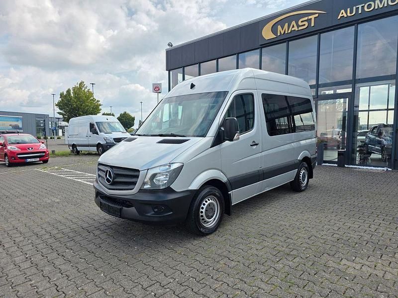 Grau Gebraucht 2016 Mercedes Sprinter Van | 26.980 € - Bild 1/4