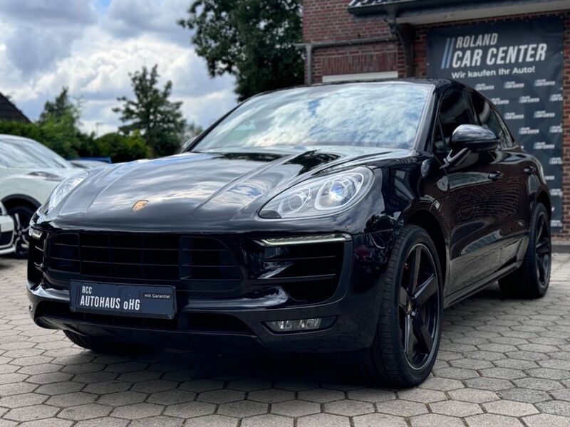 Schwarz Gebraucht 2016 Porsche Macan Turbo SUV | 37.940 € (Fairer Preis) - Bild 1/4