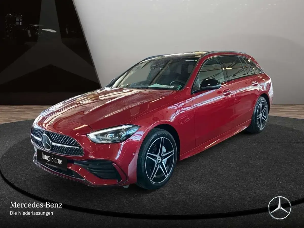 Gebraucht Mercedes C300e AMG 204 PS (150 kW) 2025 Rot Limousine