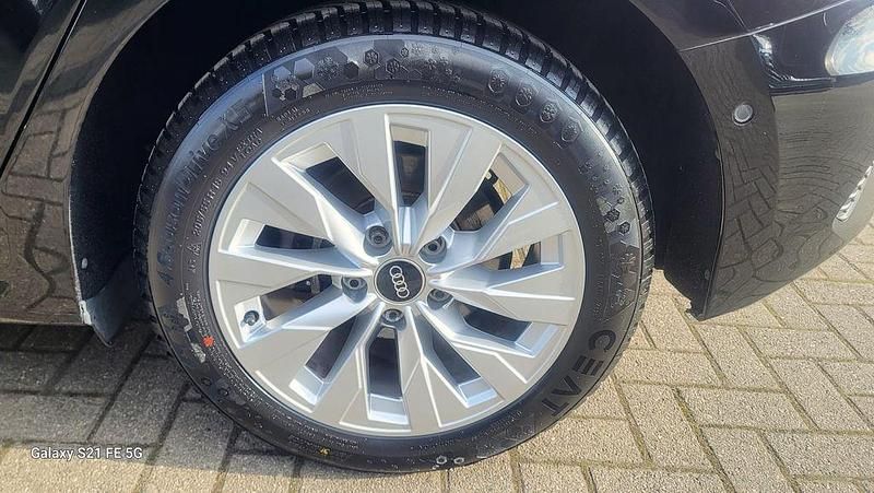 Gebraucht Audi A3 Ambiente 150 PS (110 kW) 2022 Schwarz Limousine