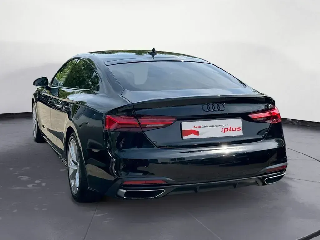 Gebraucht Audi A5 Sportback Advanced Plus 163 PS (119 kW) 2023 Mythosschwarz metallic Kleinwagen