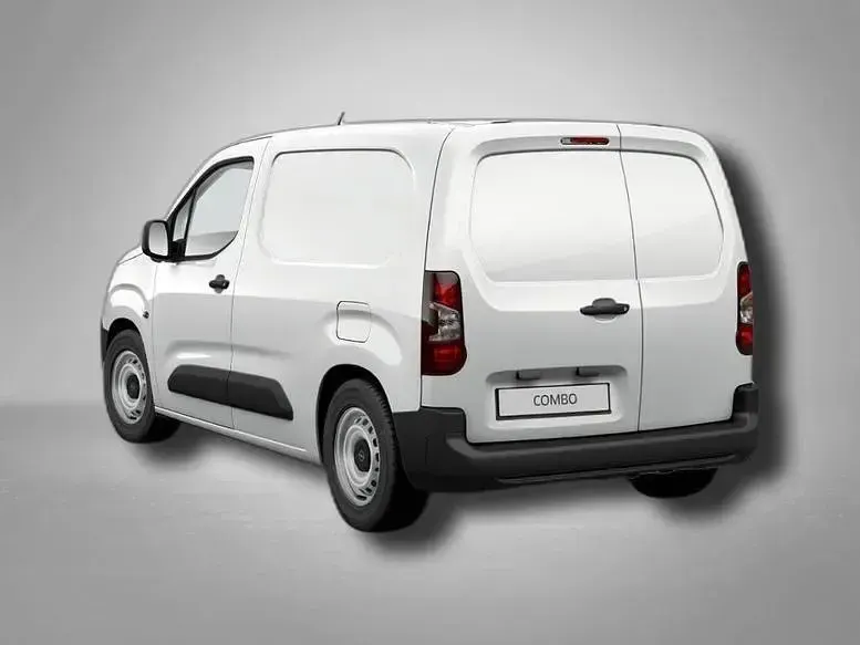 Używany Opel Combo 102 KM (75 kW) 2025 Biały Minivan