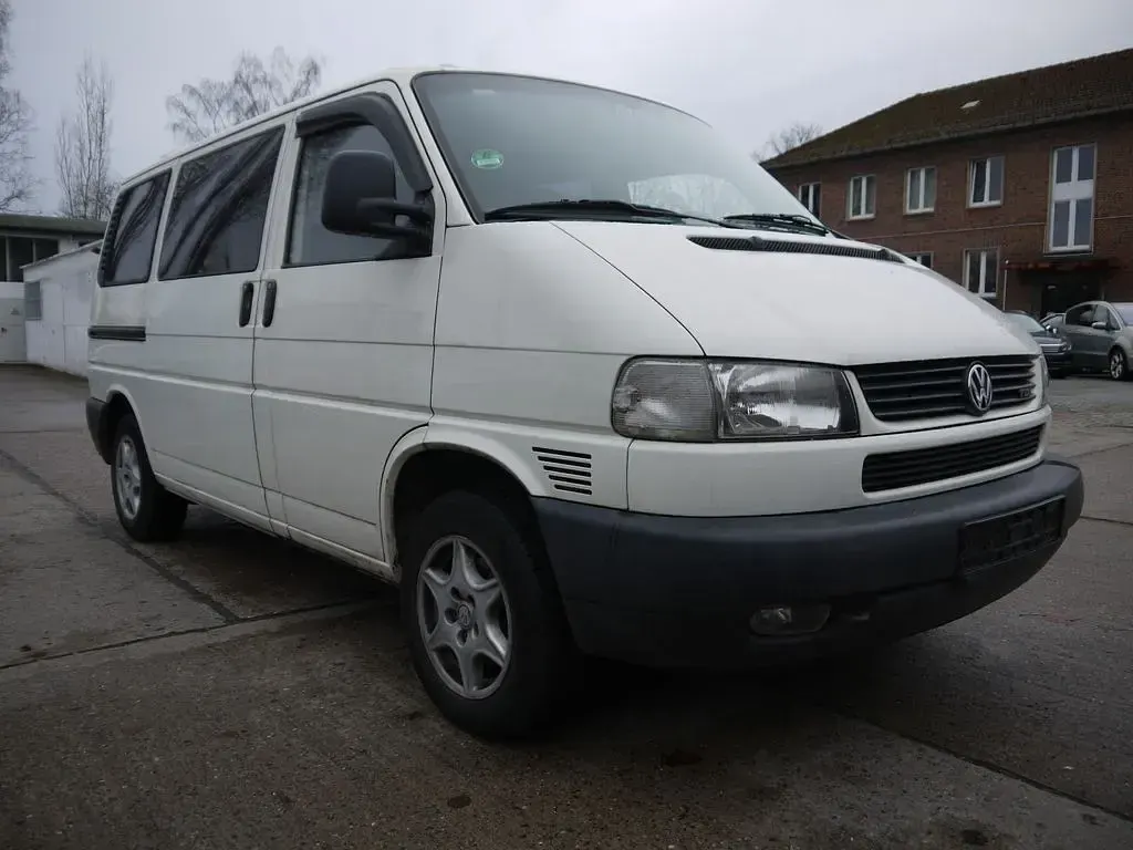 Gebraucht VW Caravelle 102 PS (75 kW) 1999 Weiß Van