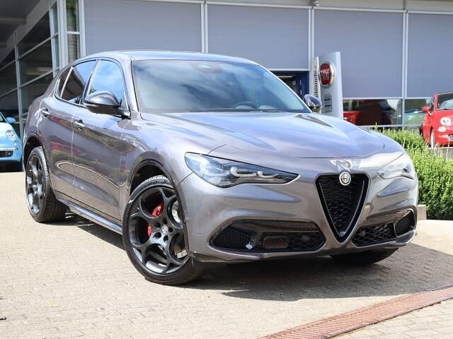 Neu Alfa Romeo Stelvio Veloce 280 PS (205 kW) 2025 Grau SUV
