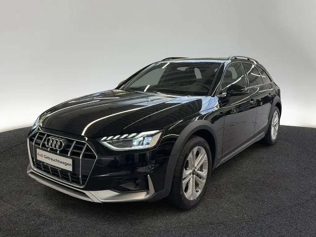 Gebraucht Audi A4 Allroad Ambiente 204 PS (150 kW) 2024 Mythosschwarz metallic Kombi