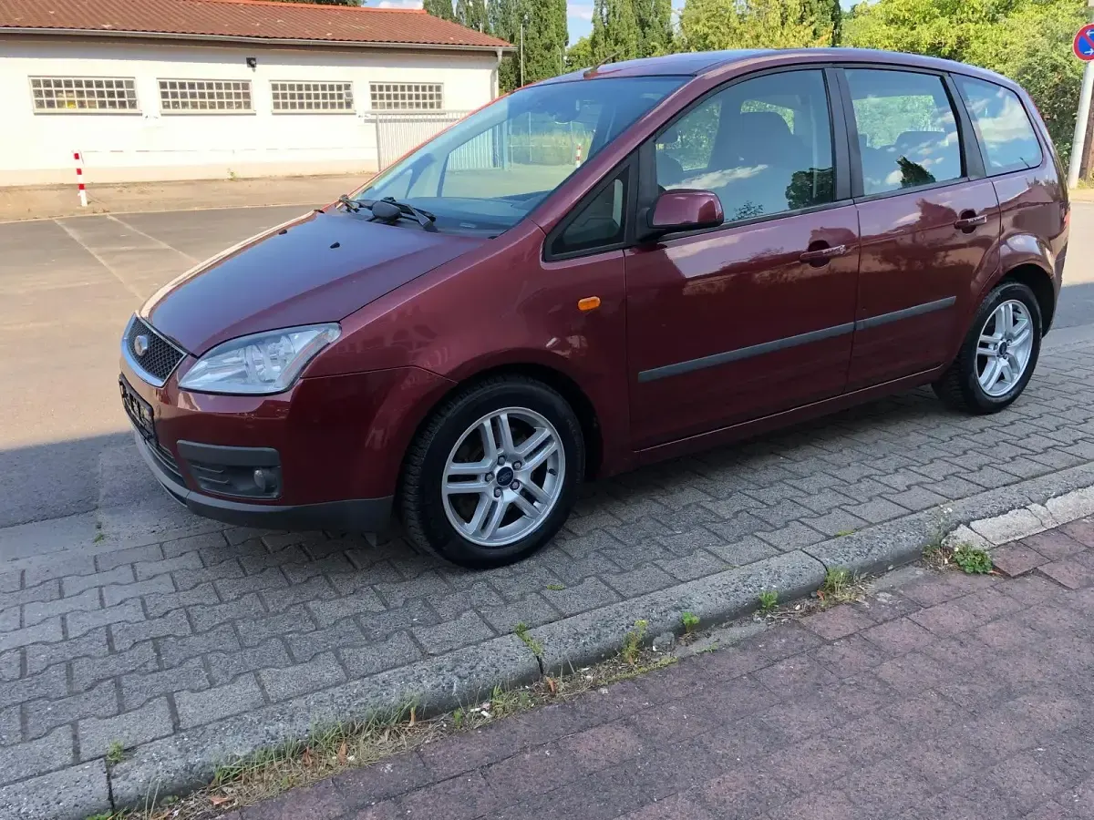 Używany Ford Focus 136 KM (100 kW) 2006 Czerwony Kombi