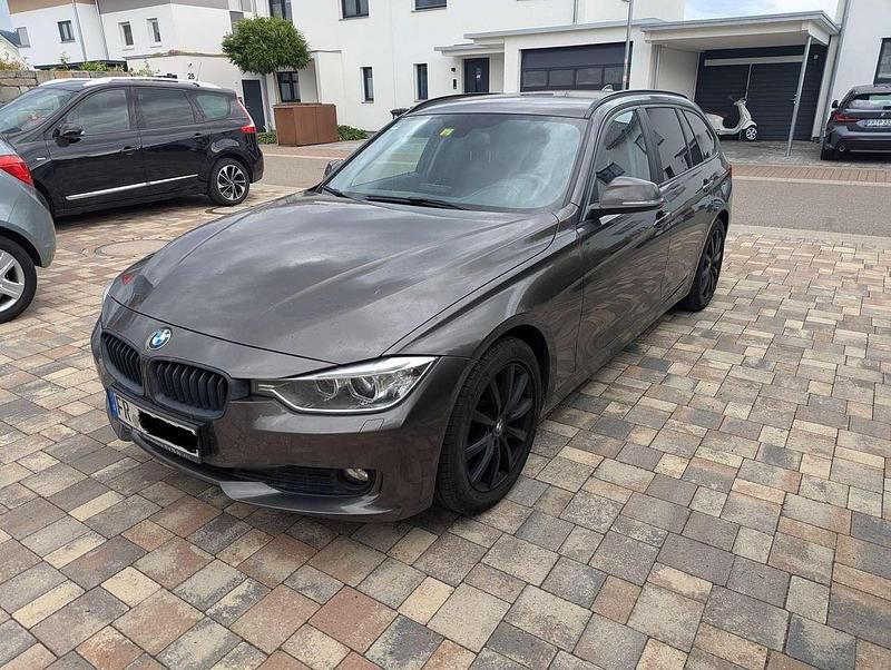 Braun Gebraucht 2014 BMW 318 Kombi | 8.990 € (Fairer Preis) - Bild 1/4