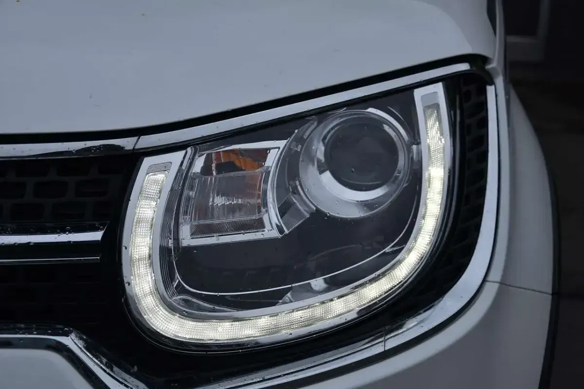 Gebraucht Suzuki Ignis Comfort+ 90 PS (66 kW) 2018 Pure white pearl SUV