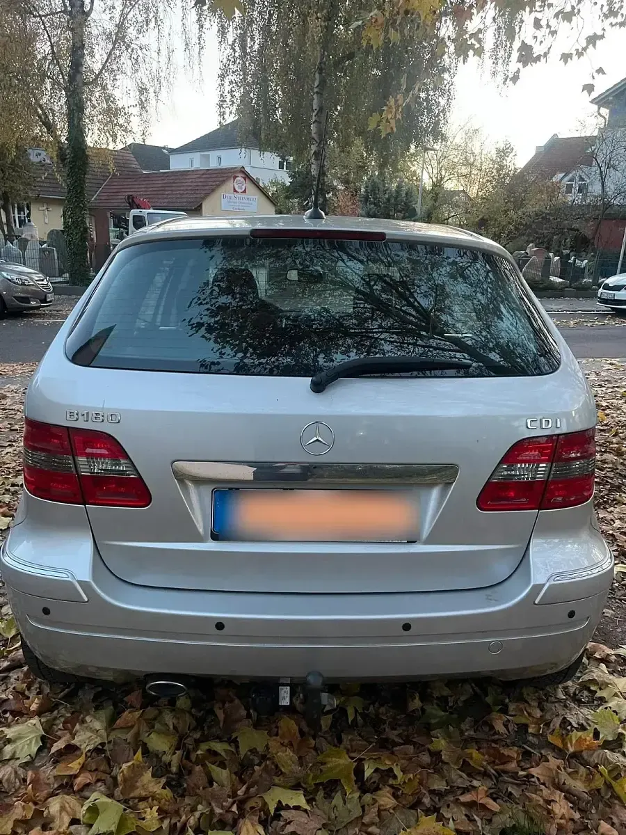Gebraucht Mercedes B180 109 PS (80 kW) 2007 Silber Van / Kleinbus