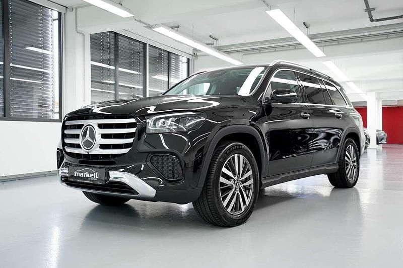 Obsidianschwarz metallic Gebraucht 2025 Mercedes GLS350 SUV | 95.790 € - Bild 1/4