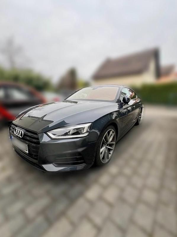 Gebraucht Audi A5 Design 150 PS (110 kW) 2019 Grau Coupé