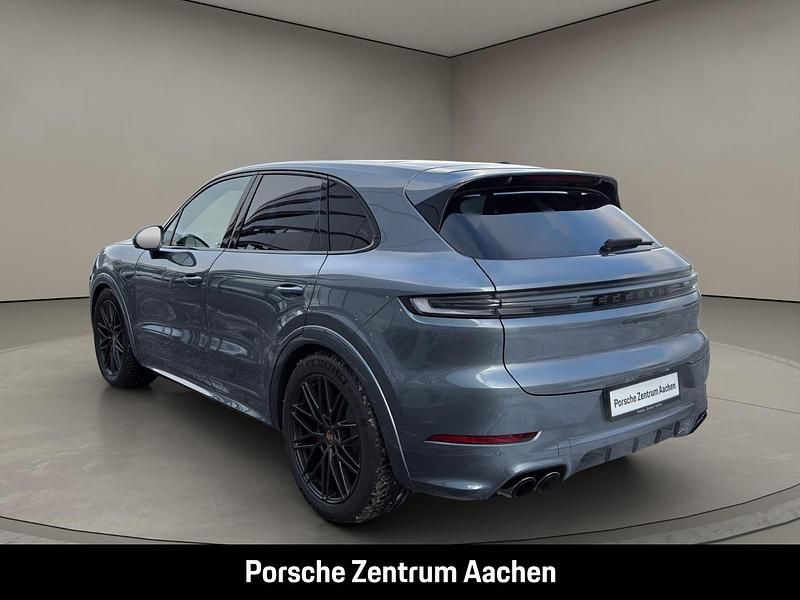 Neu Porsche Cayenne GTS 500 PS (367 kW) 2026 Grau SUV
