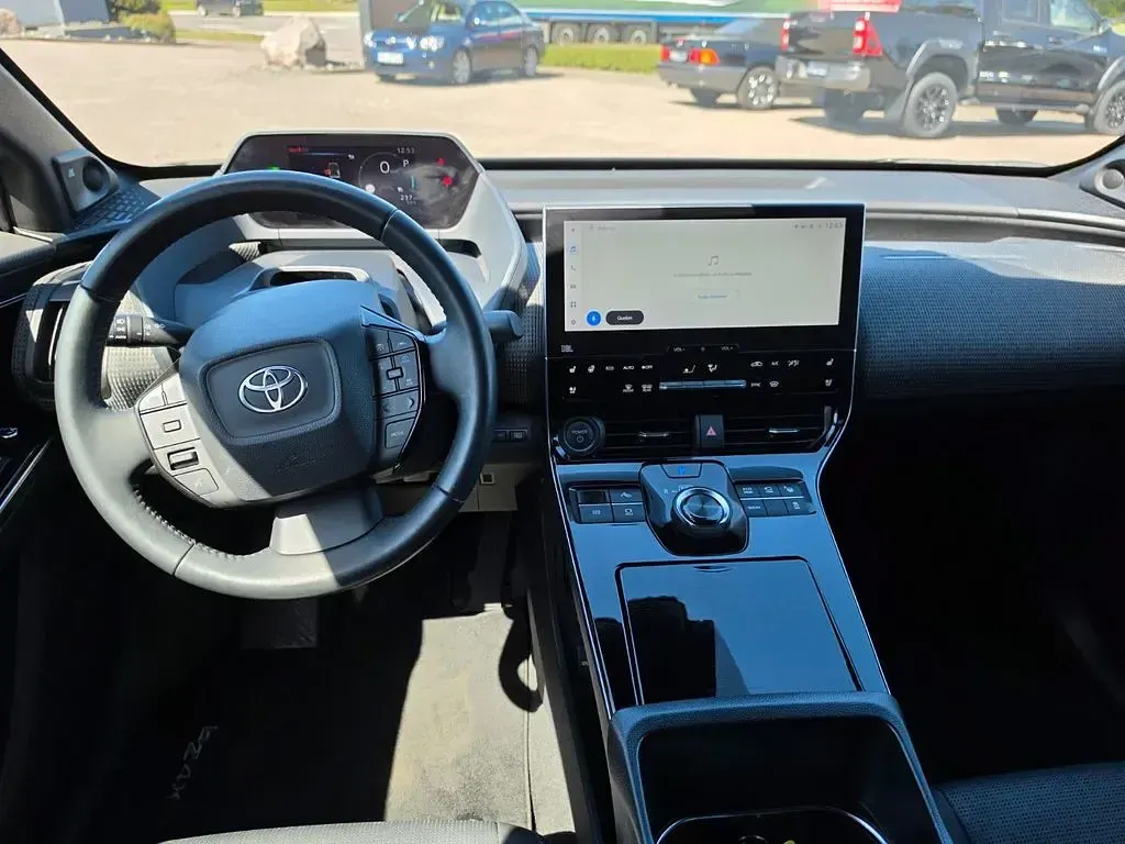 Gebraucht Toyota bZ4X 150 kW (204 PS) 2023 Schwarz SUV