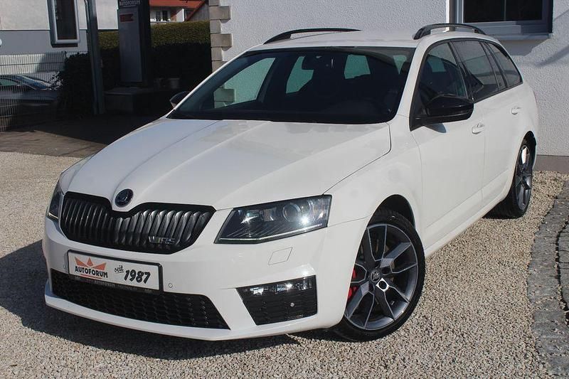 Gebraucht Skoda Octavia RS 220 PS (161 kW) 2015 Weiß Kleinwagen