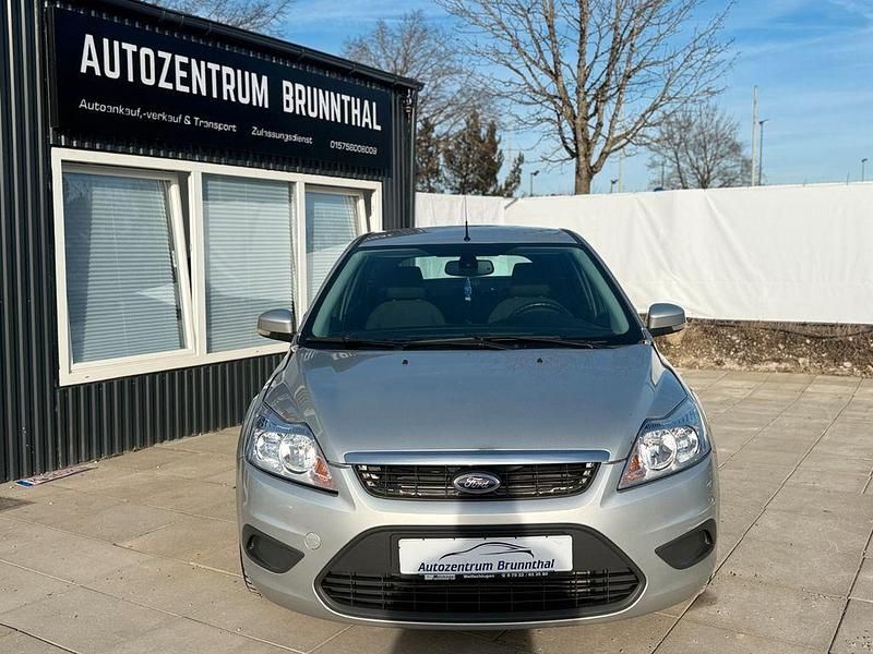Gebraucht Ford Focus Style 110 PS (80 kW) 2008 Silber Limousine