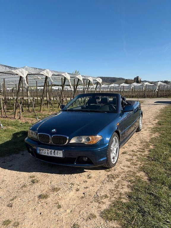 Gebraucht BMW 330 Cabriolet 232 PS (170 kW) 2003 Blau Cabrio