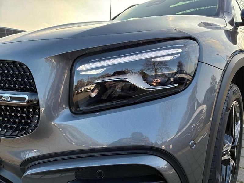 Gebraucht Mercedes GLB250 AMG 224 PS (164 kW) 2024 Grau SUV