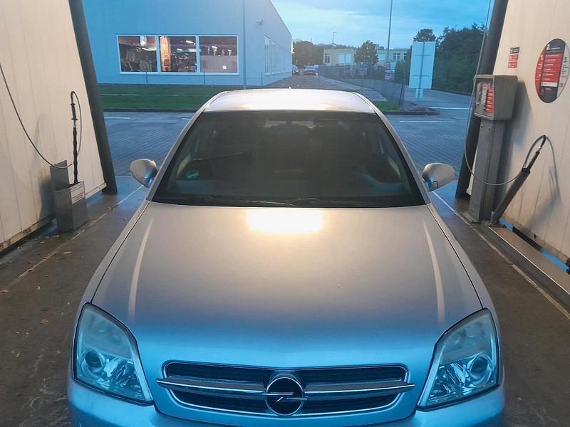 Gebraucht Opel Vectra 120 PS (88 kW) 2003 Silber Limousine