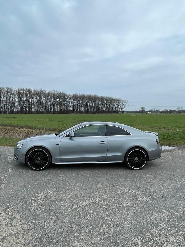 Gebraucht Audi A5 Sport 211 PS (155 kW) 2009 Grau Coupé