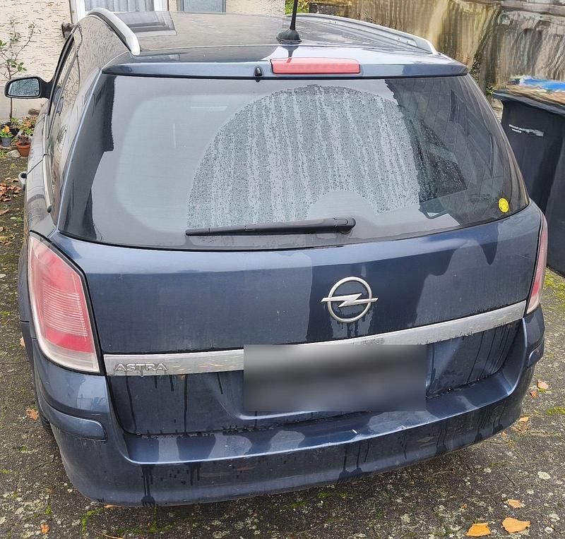 Gebraucht Opel Astra 105 PS (77 kW) 2007 Blau Kombi
