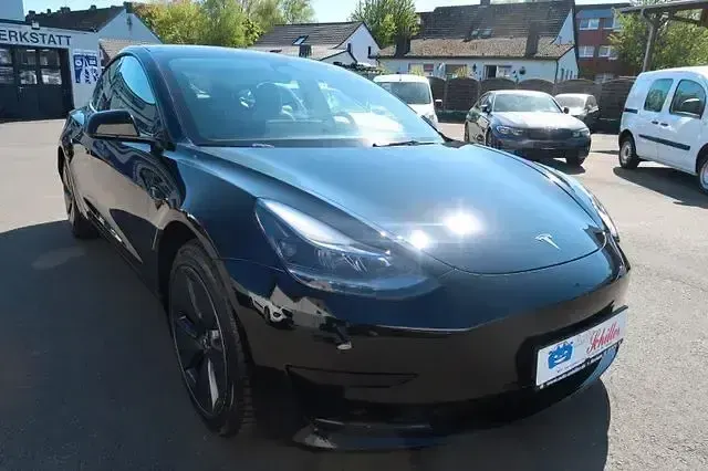 Gebraucht Tesla Model 3 RWD 208 kW (283 PS) 2023 Schwarz Limousine