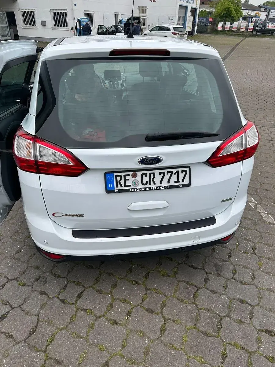 Gebraucht Ford Grand C-Max Ambiente 101 PS (74 kW) 2014 Weiß Van / Kleinbus