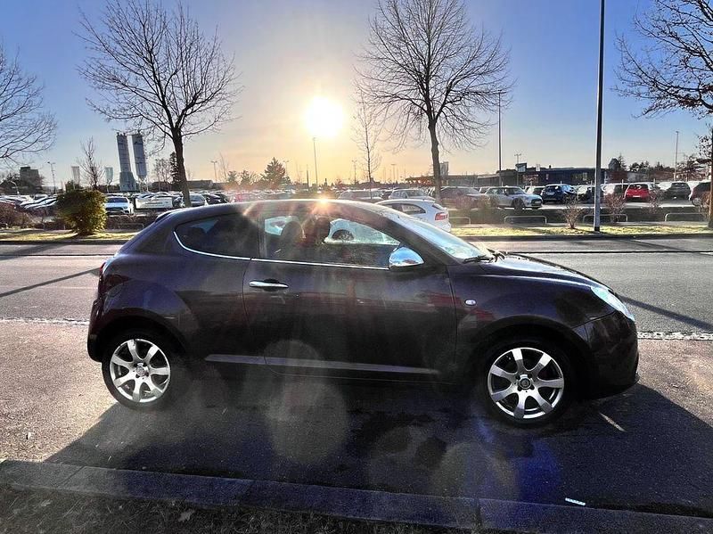 Brugt Alfa Romeo MiTo 105 HK (77 kW) 2012 Brun Hatchback
