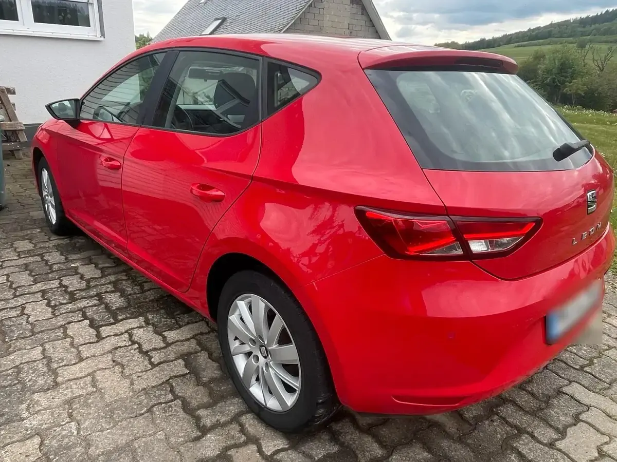 Gebraucht Seat Leon 105 PS (77 kW) 2013 Limousine