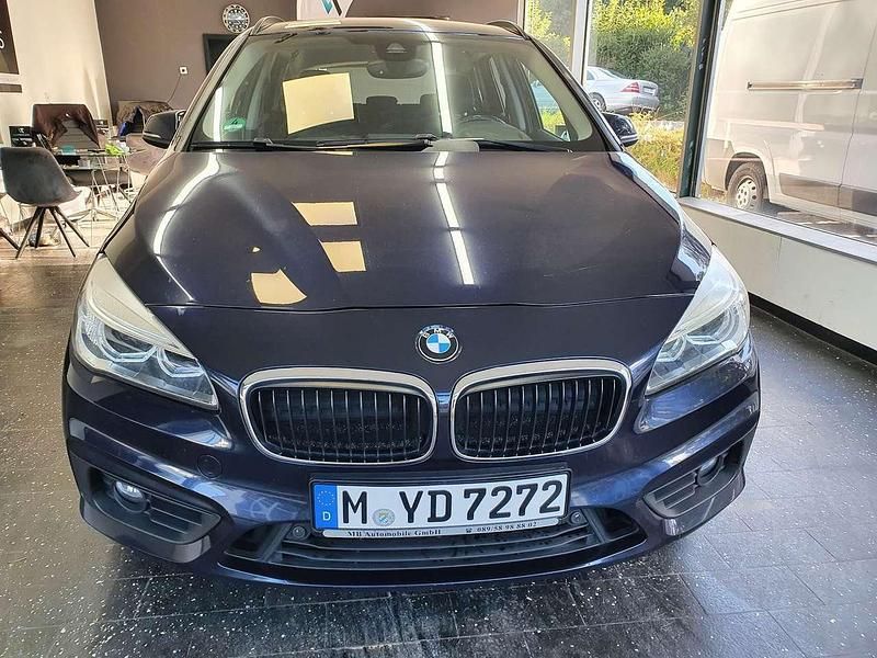Gebraucht 2015 BMW 220 Active Tourer Van / Kleinbus | 8.299 € (Fairer Preis) - Bild 1/4