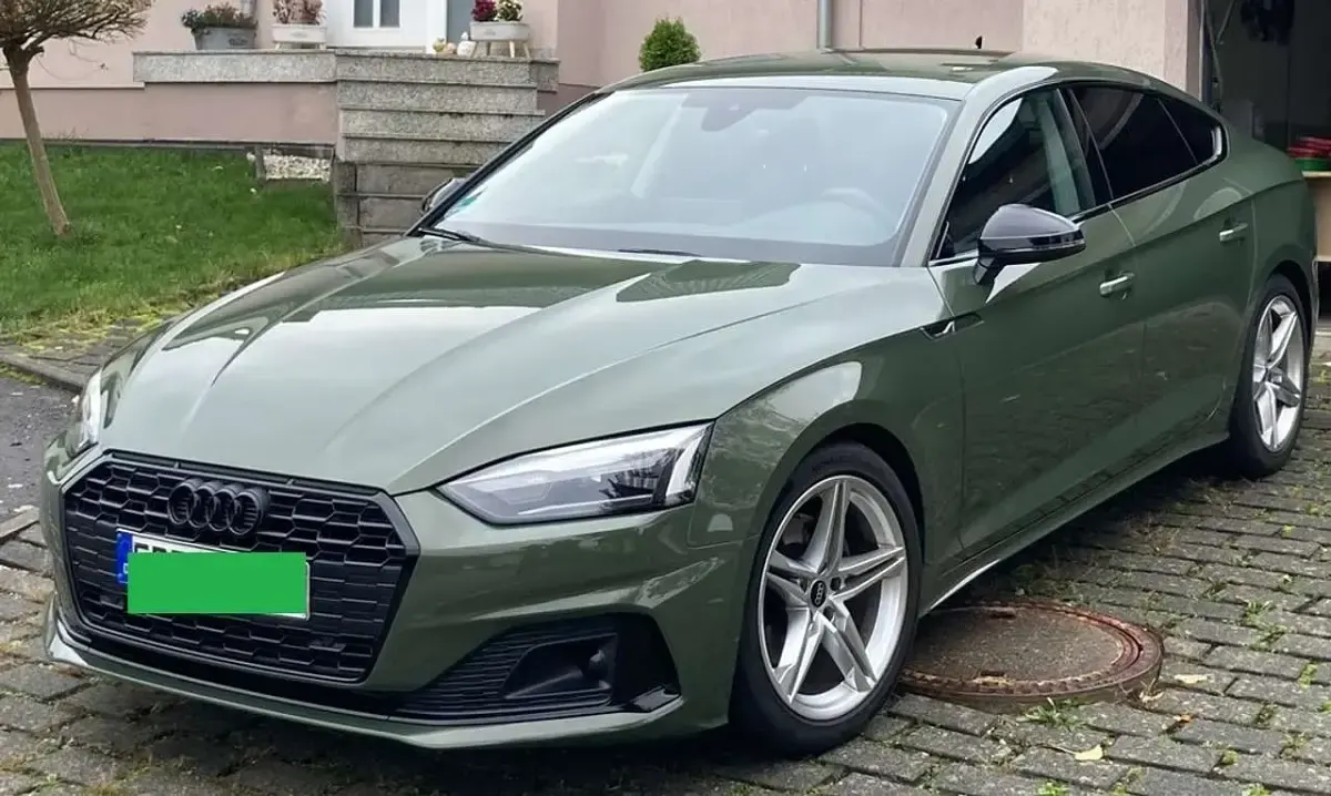 Gebraucht Audi A5 Advanced 163 PS (119 kW) 2022 Grün Coupé