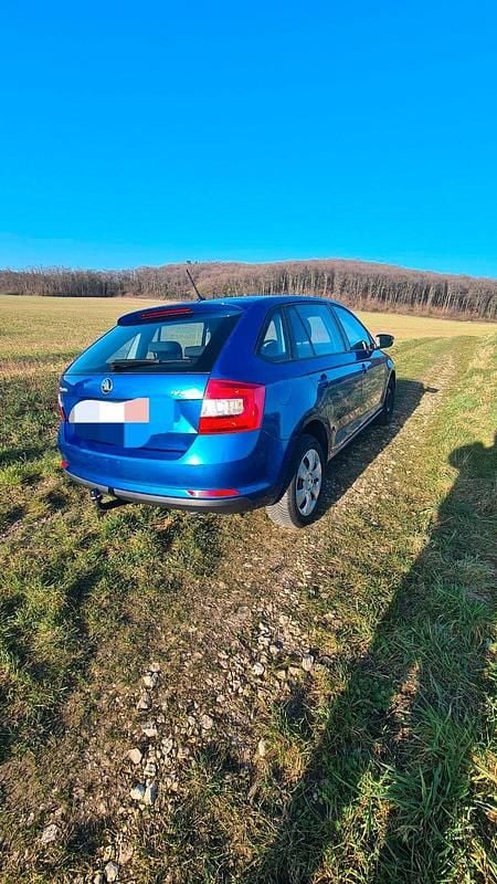 Gebraucht Skoda Rapid 100 PS (73 kW) 2016 Blau Kleinwagen